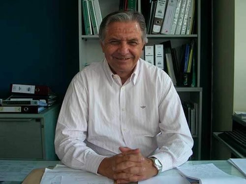Dr. Roberto